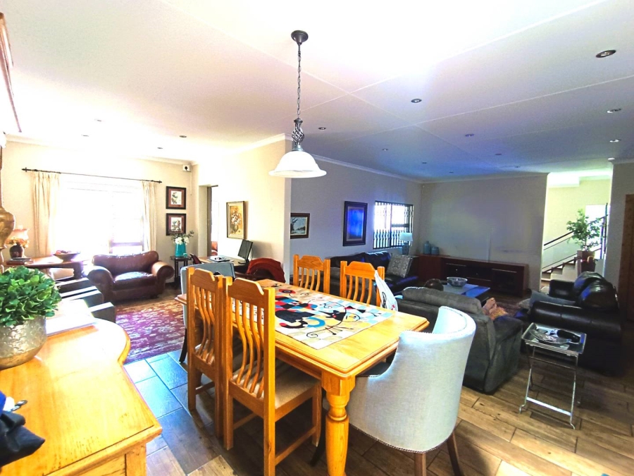 4 Bedroom Property for Sale in Pentagon Park Free State